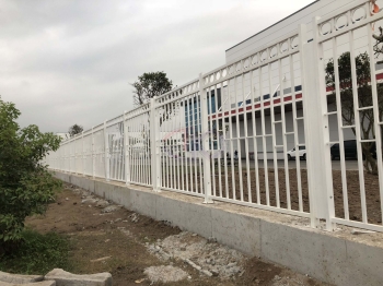 Lắp đặt hàng rào bảo vệ